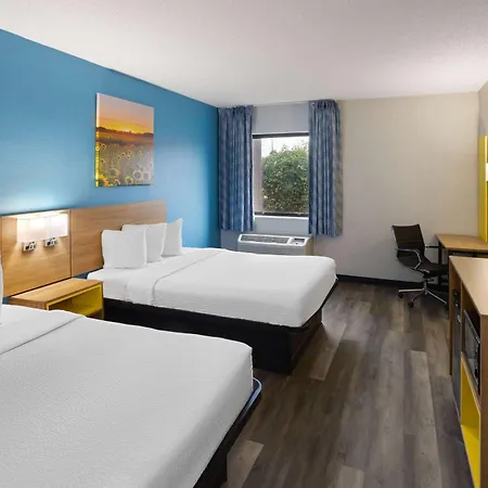 Days Inn & Suites By Wyndham Northwest Indianapolis Esterno foto