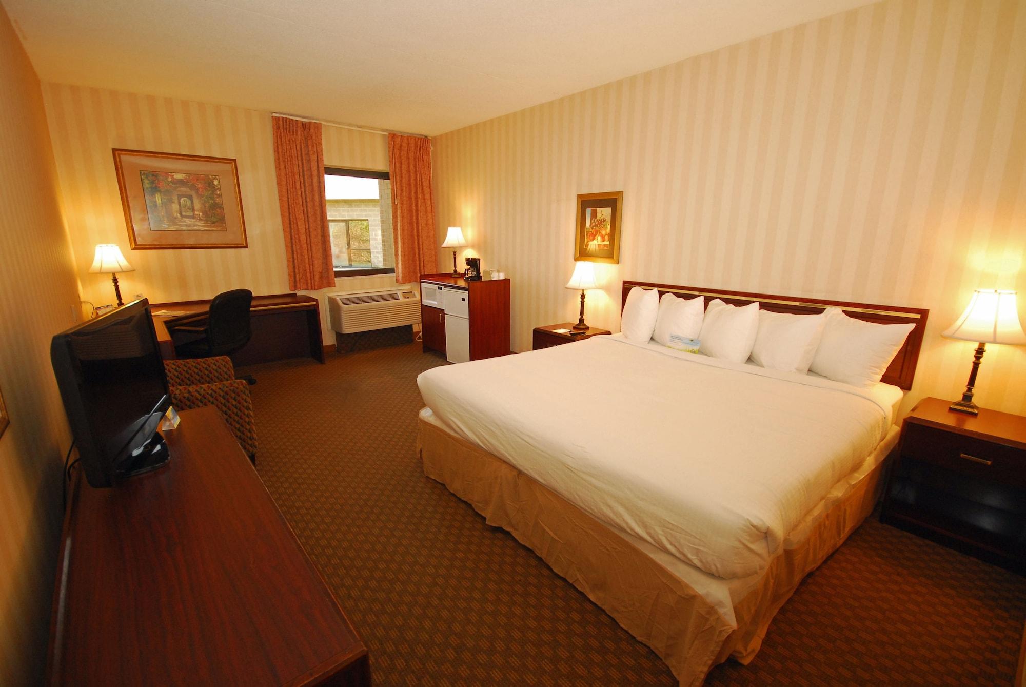 Days & By Wyndham Northwest Hotel Indianápolis
